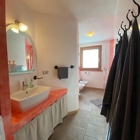Chalet Dei Reparti Buglio بورمْيو